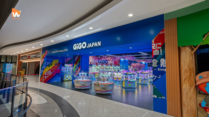 Chụp ảnh không gian cửa hàng GiGO JAPAN nhìn dọc hành lang tầng 3 AEON Mall Hà Đông